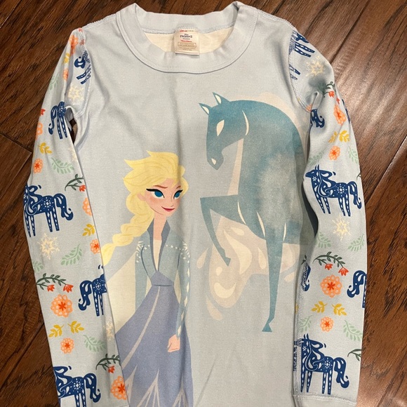 Hanna Andersson Frozen girl’s pajamas - Picture 2 of 4